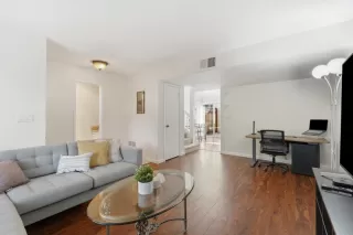 Photo #6: ML82039115 Listing 