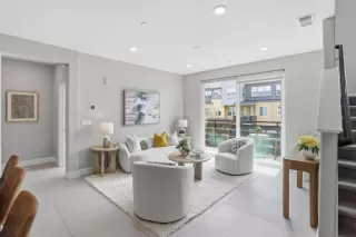 Photo #4: ML82039148 Listing 