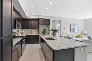 Photo #6: ML82039148 Listing 