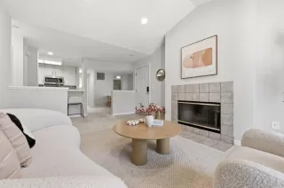 Photo #4: ML82039152 Listing 