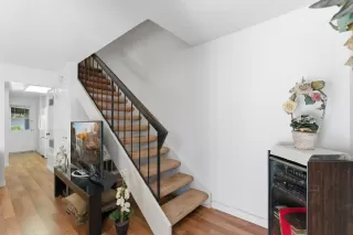 Photo #5: ML82039211 Listing 