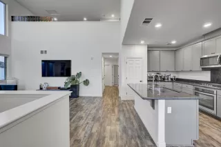 Photo #4: ML82039215 Listing 