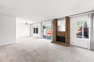 Photo #6: ML82039252 Listing 