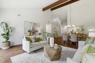 Photo #1: ML82039324 Listing 