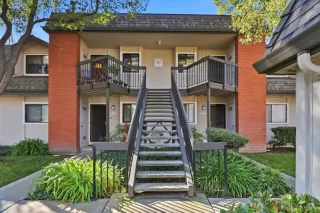 Photo #4: ML82039326 Listing