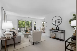 Photo #2: ML82039341 Listing 