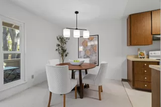 Photo #6: ML82039341 Listing 