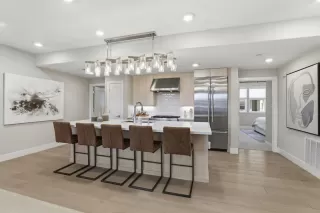 Photo #5: ML82039343 Listing 