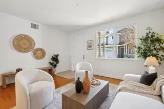 Photo #6: ML82039368 Listing