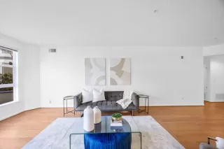 Photo #5: ML82039397 Listing