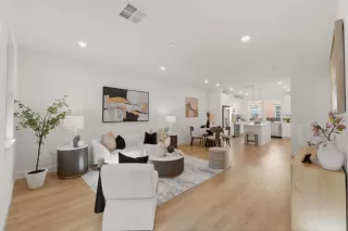 Photo #4: ML82039418 Listing 