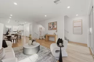 Photo #5: ML82039418 Listing 