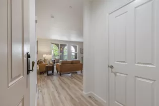 Photo #5: ML82039447 Listing 