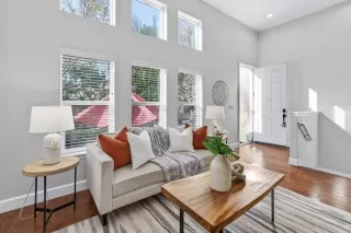 Photo #4: ML82039495 Listing 