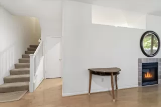 Photo #6: ML82039555 Listing