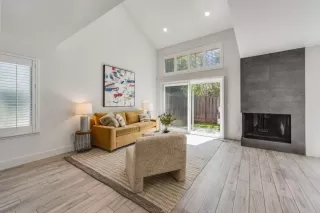 Photo #4: ML82039569 Listing 