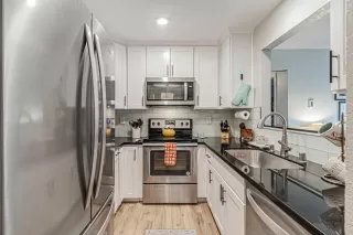 Photo #5: ML82039599 Listing
