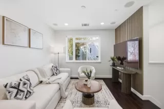 Photo #2: ML82039623 Listing 