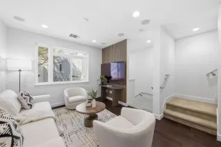 Photo #5: ML82039623 Listing 