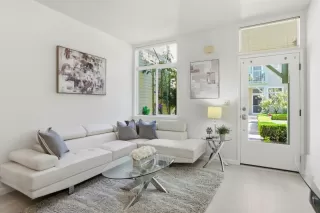 Photo #3: ML82039641 Listing 