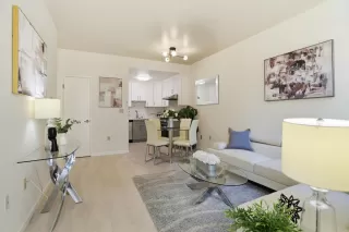 Photo #4: ML82039641 Listing 