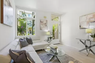 Photo #5: ML82039641 Listing 