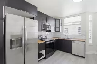 Photo #4: ML82039651 Listing