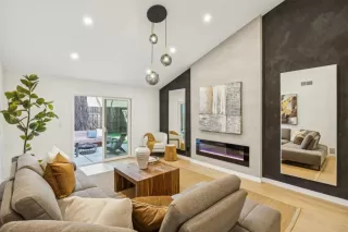 Photo #4: ML82039755 Listing 