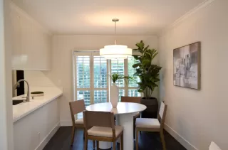 Photo #5: ML82039802 Listing