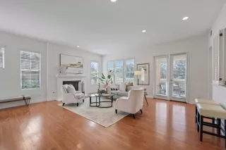 Photo #4: ML82039807 Listing 