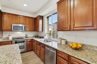 Photo #5: ML82039900 Listing 