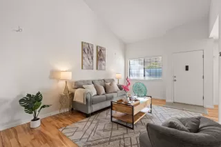 Photo #4: ML82039980 Listing