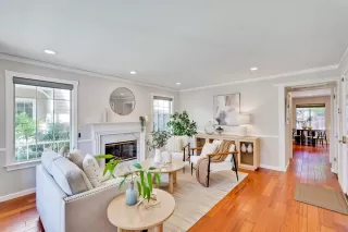 Photo #6: ML82040001 Listing 