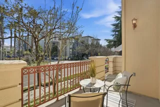 Photo #5: ML82040010 Listing