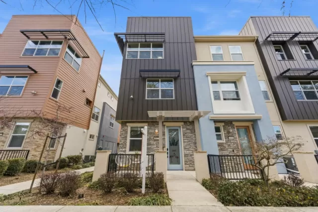 MLS: ML82040028 Condo For Sale