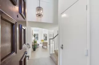 Photo #3: ML82040051 Listing