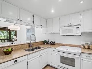 Photo #2: ML82040066 Listing 