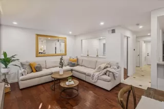 Photo #5: ML82040085 Listing