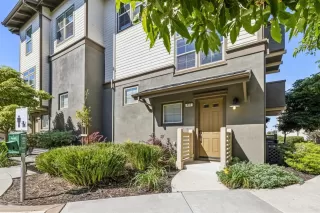 Photo #4: ML82040118 Listing