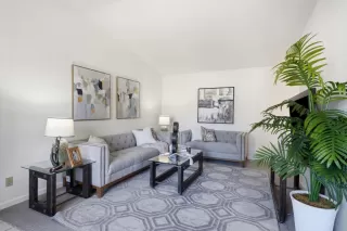 Photo #5: ML82040152 Listing