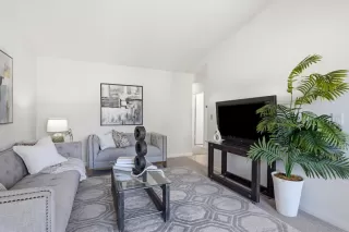 Photo #6: ML82040152 Listing