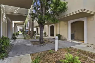 Photo #2: ML82040210 Listing 