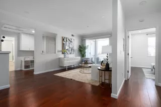 Photo #5: ML82040213 Listing 