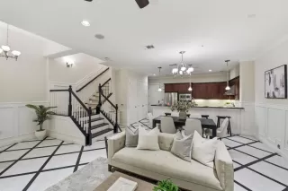 Photo #5: ML82040234 Listing 