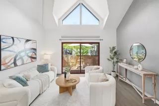 Photo #1: ML82040297 Listing 