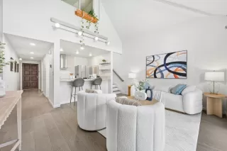 Photo #2: ML82040297 Listing 