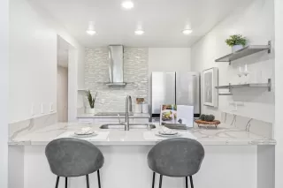 Photo #6: ML82040297 Listing 