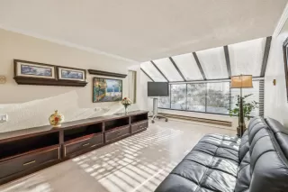 Photo #6: ML82040300 Listing 