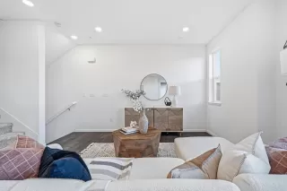 Photo #6: ML82040306 Listing