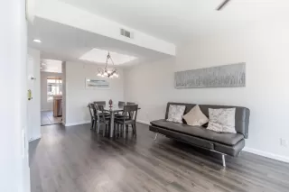 Photo #5: ML82040317 Listing 